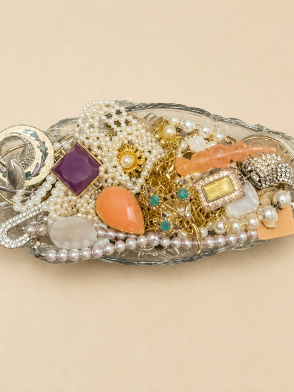 Vintage Costume Jewelry Lot  Pearls, Gold Tone, Brooches & Statement Pieces